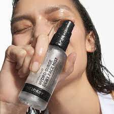 Hydro-Surge Dewy Face Mist