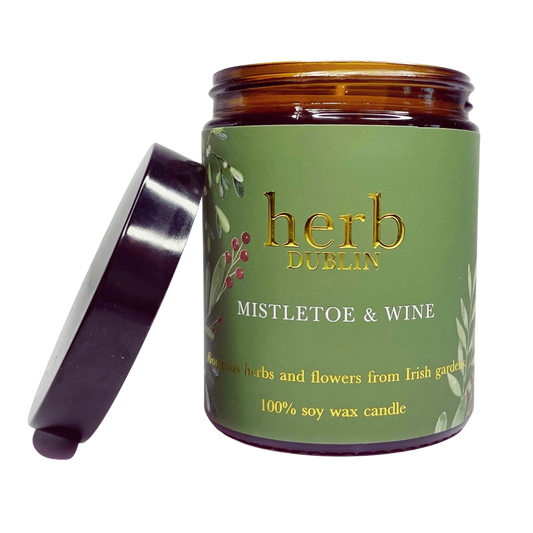 Herb Dublin Mistletoe and Wine Candle