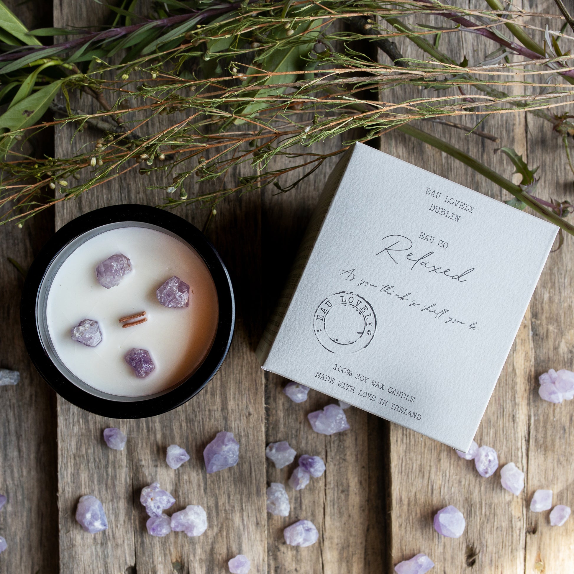 Eau So Relaxed Candle with Amethyst Crystals